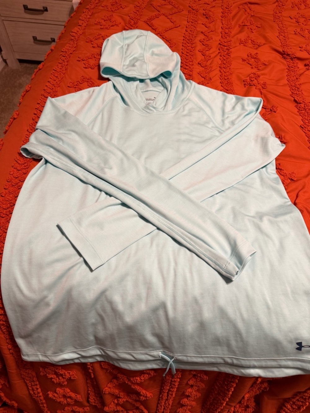 Under Armour Women’s Pale Blue Hooded Long-Sleeve Lightweight Pullover